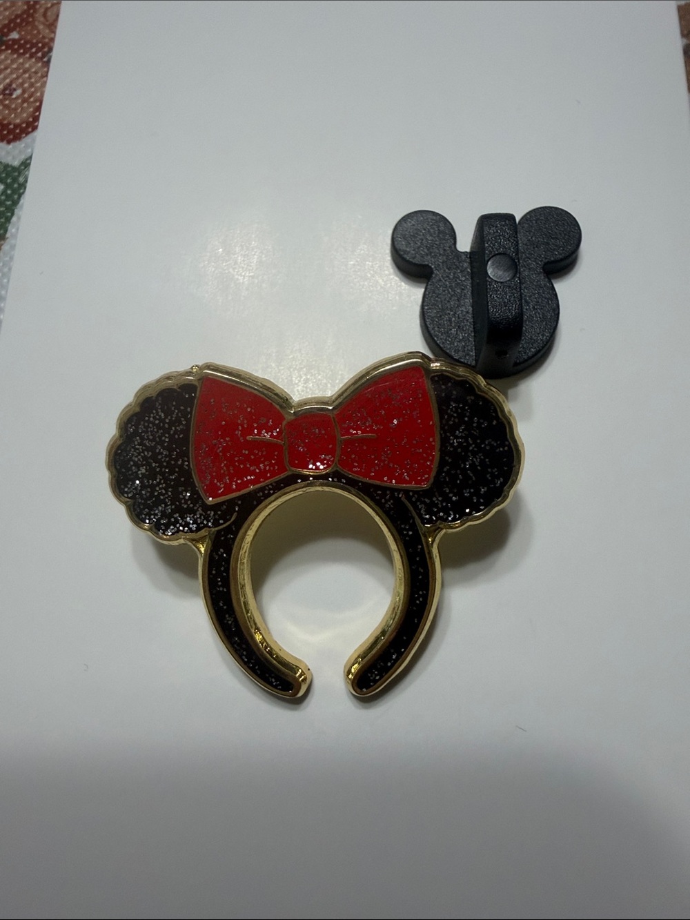 Disney Tokyo Disneyland Minnie ear headband pin